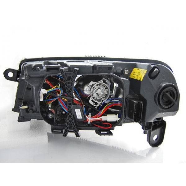 AUDI A6 C6 04.04-08 XENON Оптика альтернативная передняя Daylight c дхо хром DRL