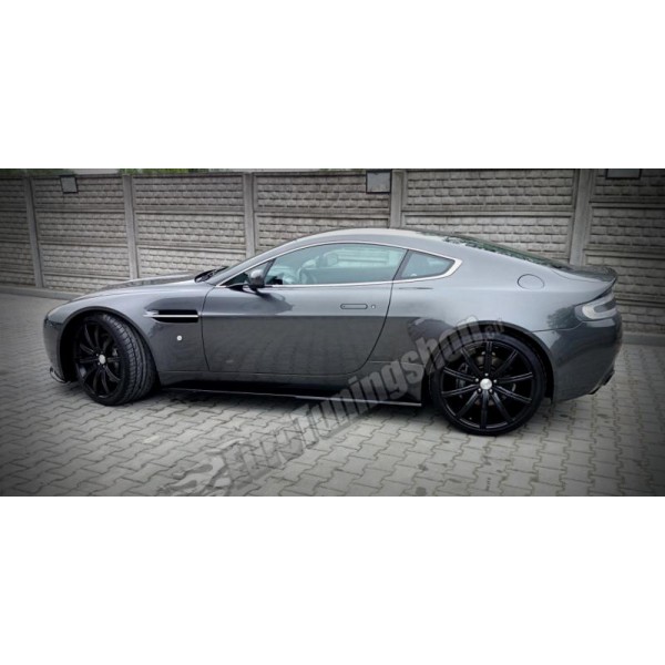 Накладки на пороги Maxton Design Aston Martin V8 Vantage (2004-...)