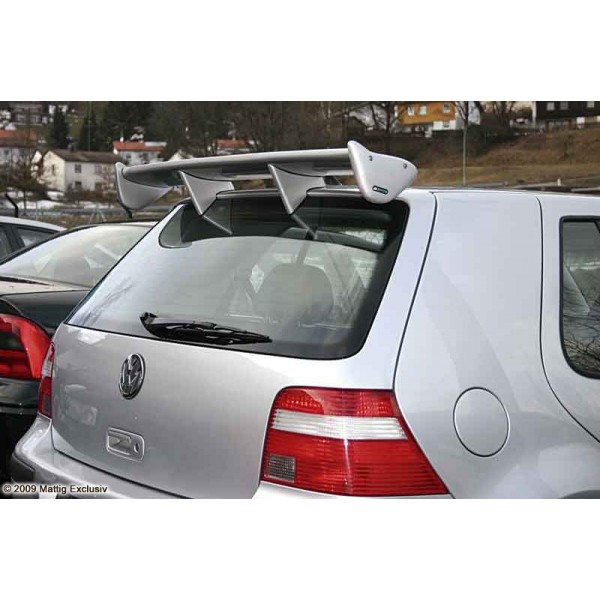 Спойлер задней двери Volkswagen Golf IV (1997-2003)