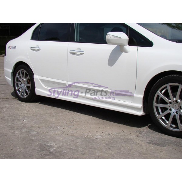 Пороги INGS Extreem Honda Civic VIII 4D (2006-2012)