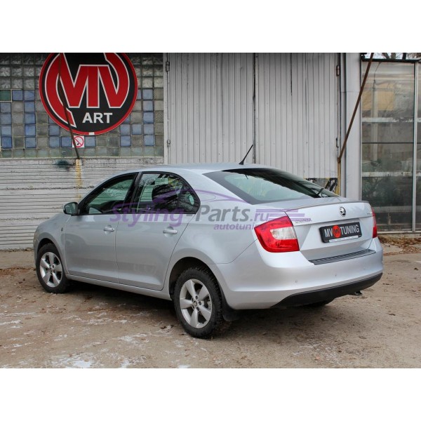 Накладка пластиковая защита кромки заднего бампера Skoda Rapid (2012-...)