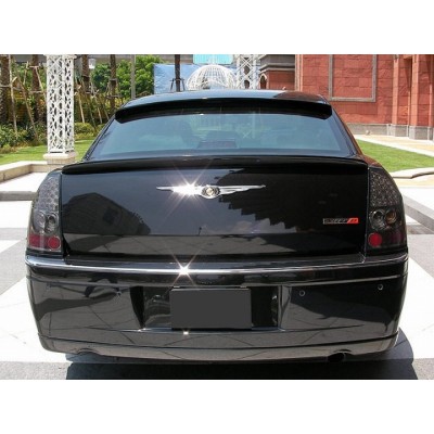 Спойлер на крышку багажника Chrysler 300C (2004-2010)